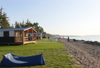 Reisetipp: Campingplätze an der Ostsee für Familien [Bildinhalt mit Ki bearbeitet]